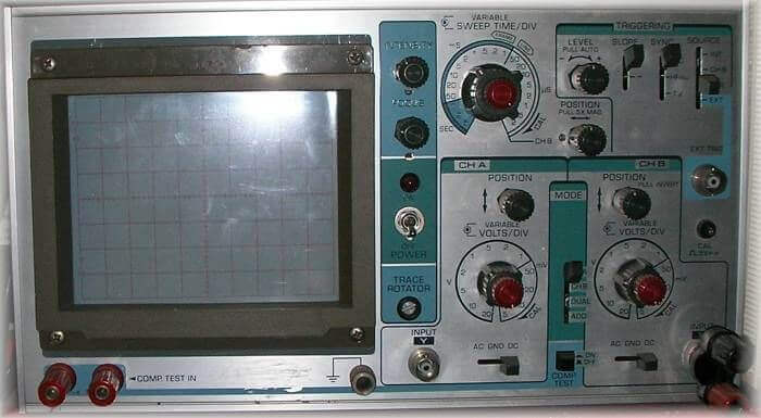 Oscilloscope Analogique !