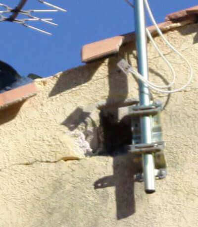 impact de foudre mur d'antenne
