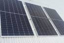 Panneau solaire : histoire, rendements et technologies. Caractéristiques électriques d'un panneau photovoltaïque. Concevoir une installation solaire : onduleur et strings. Sécuriser une installation photovoltaïque : DC, AC, terre. 