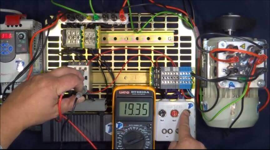 Contacteur De Moteur Triphasé Avec Installation Sur Rail De 35 Mm Contacteur  AC✈